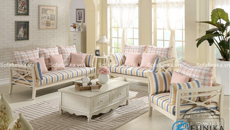 Liệu bạn có thể từ chối chiếc sofa tân cổ điển này