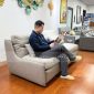 Sofa giường cao cấp 307 tại showroom Funika. Trạng thái ghế ngồi êm ái thoải mái nhất.
